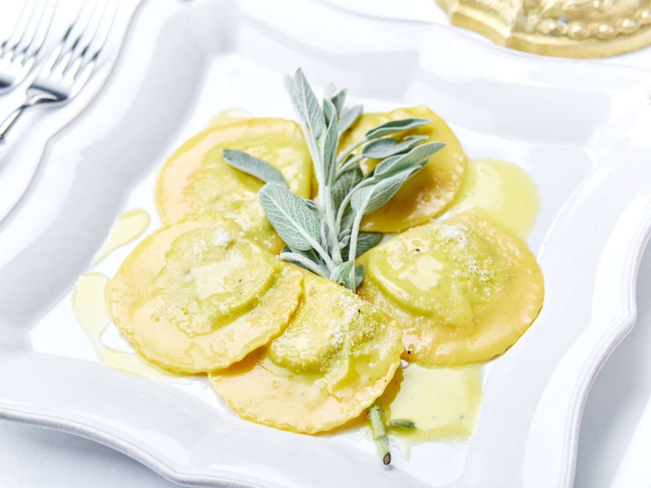 Ravioli with Spinach and Parmesan