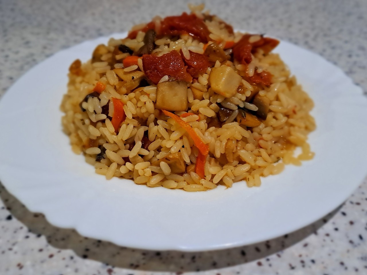 Rice with Mushrooms and Sun-Dried Tomatoes