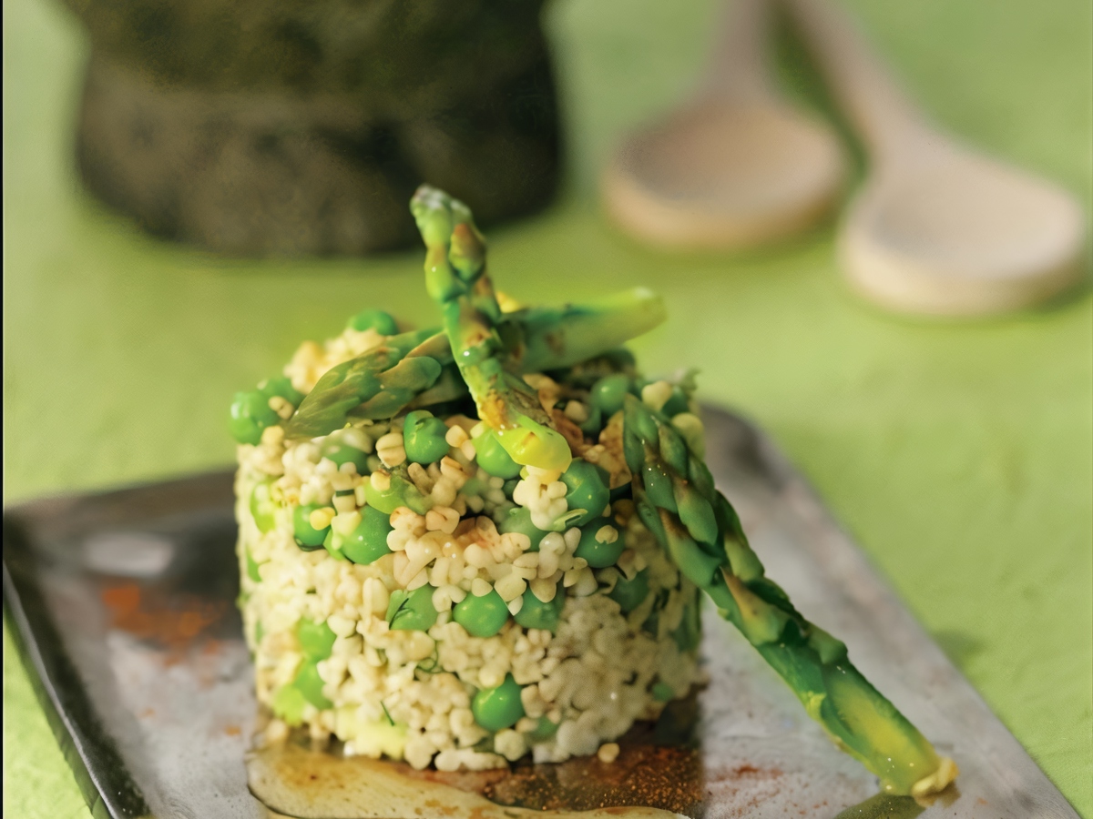 Bulgur Risotto with Asparagus, Green Peas, and Gruyère Cheese