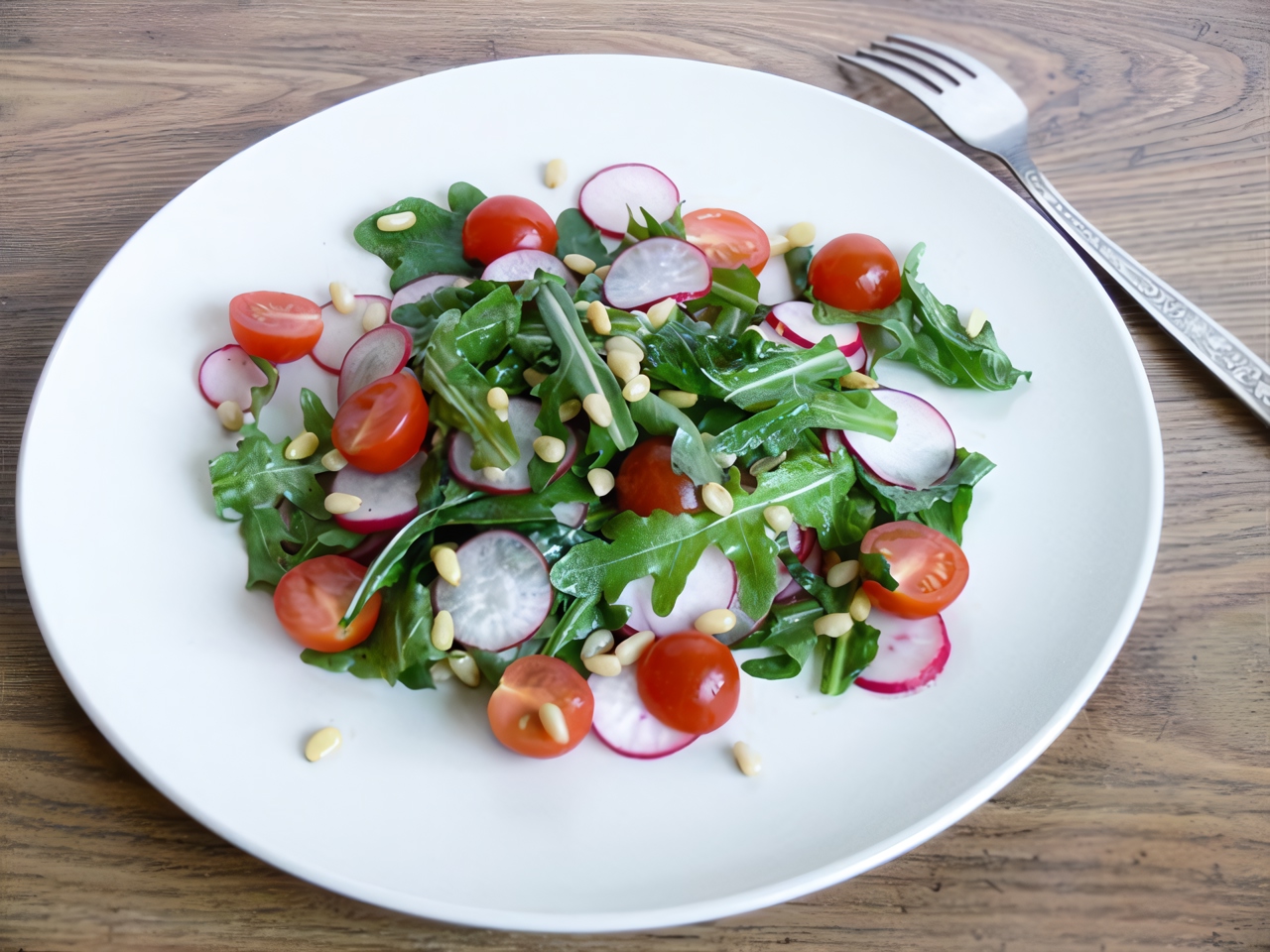 Arugula with Radishes and Tomatoes
