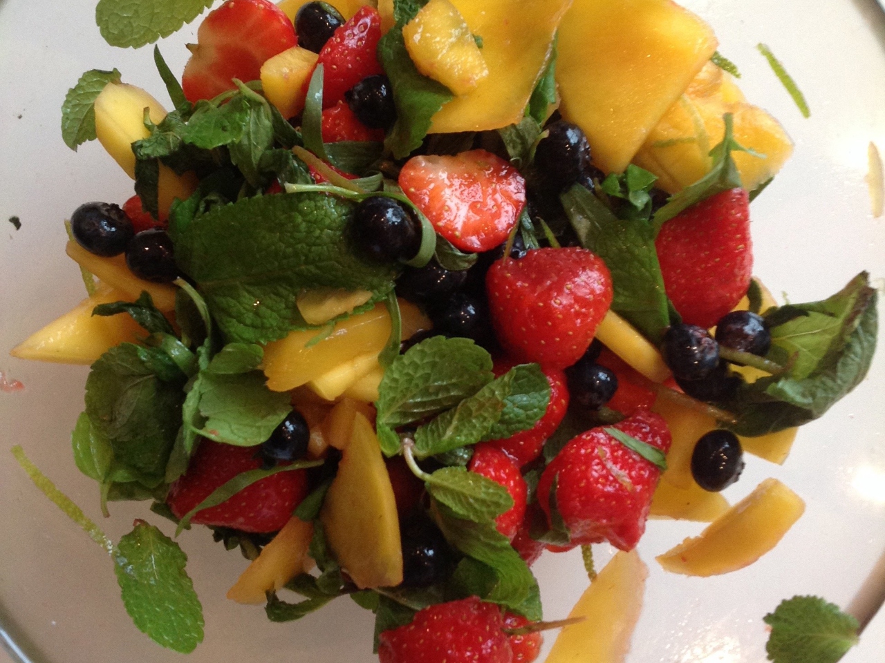 Berry Salad with Mango