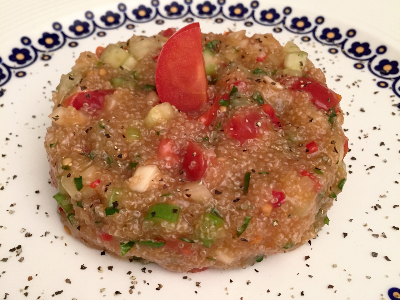 Quinoa Salad with Fresh Vegetables