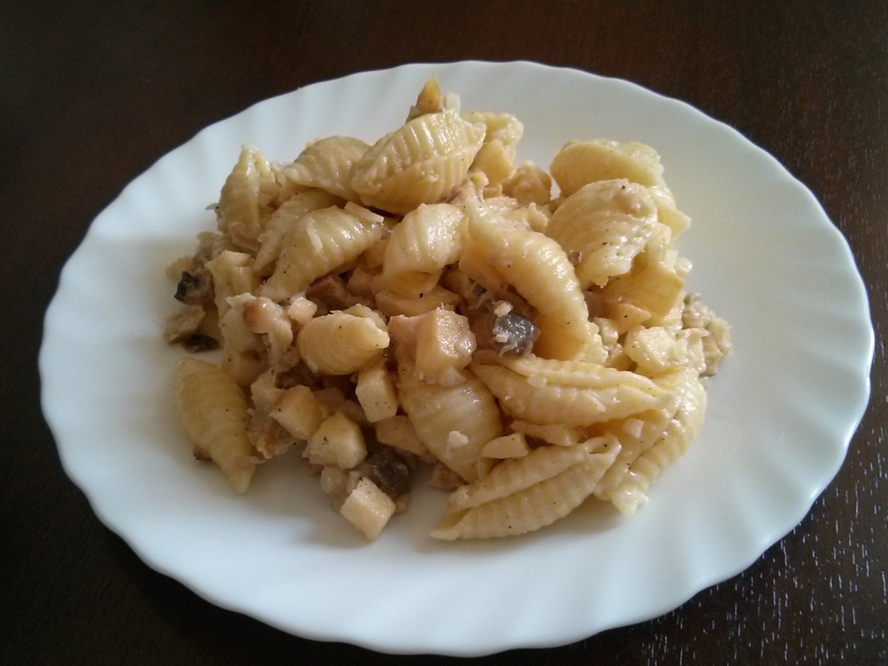 Smoked Fish, Pasta, and Apple Salad