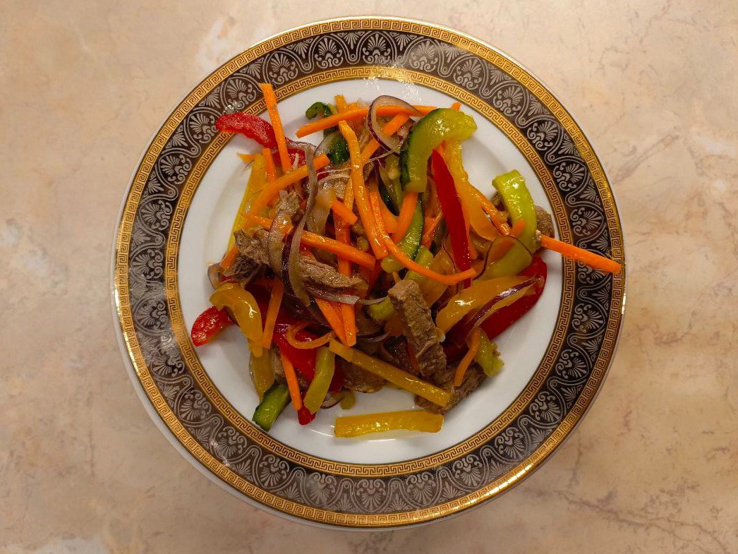 Asian Beef and Vegetable Salad
