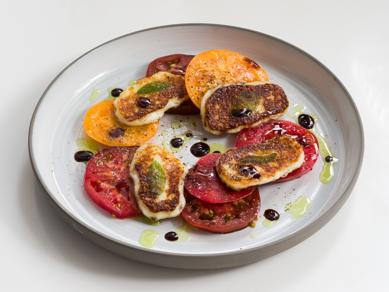 Salad with Halloumi and Green Oil