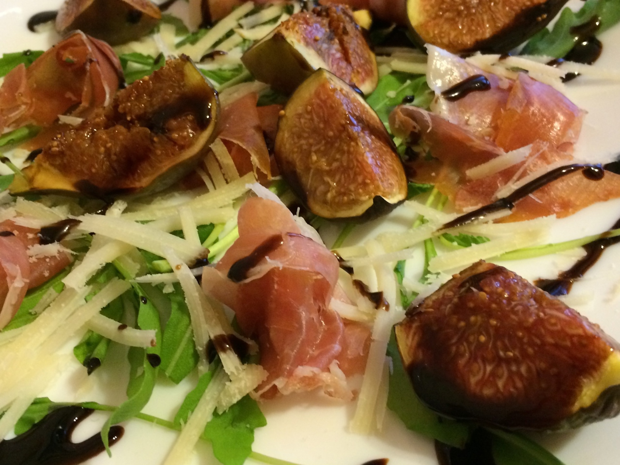 Salad with Roasted Figs and Prosciutto