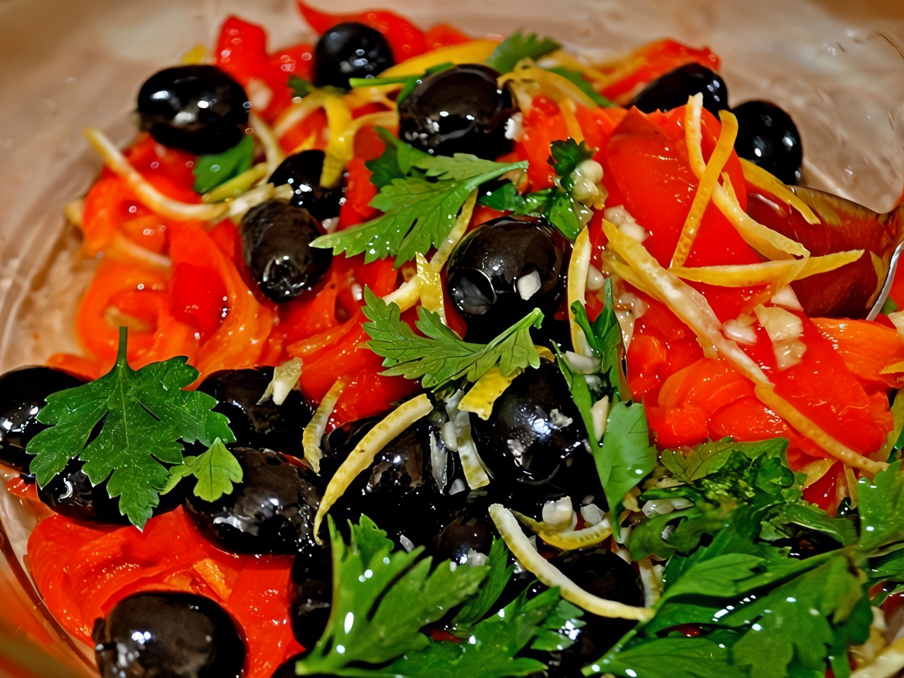 Salad with Roasted Bell Peppers and Olives