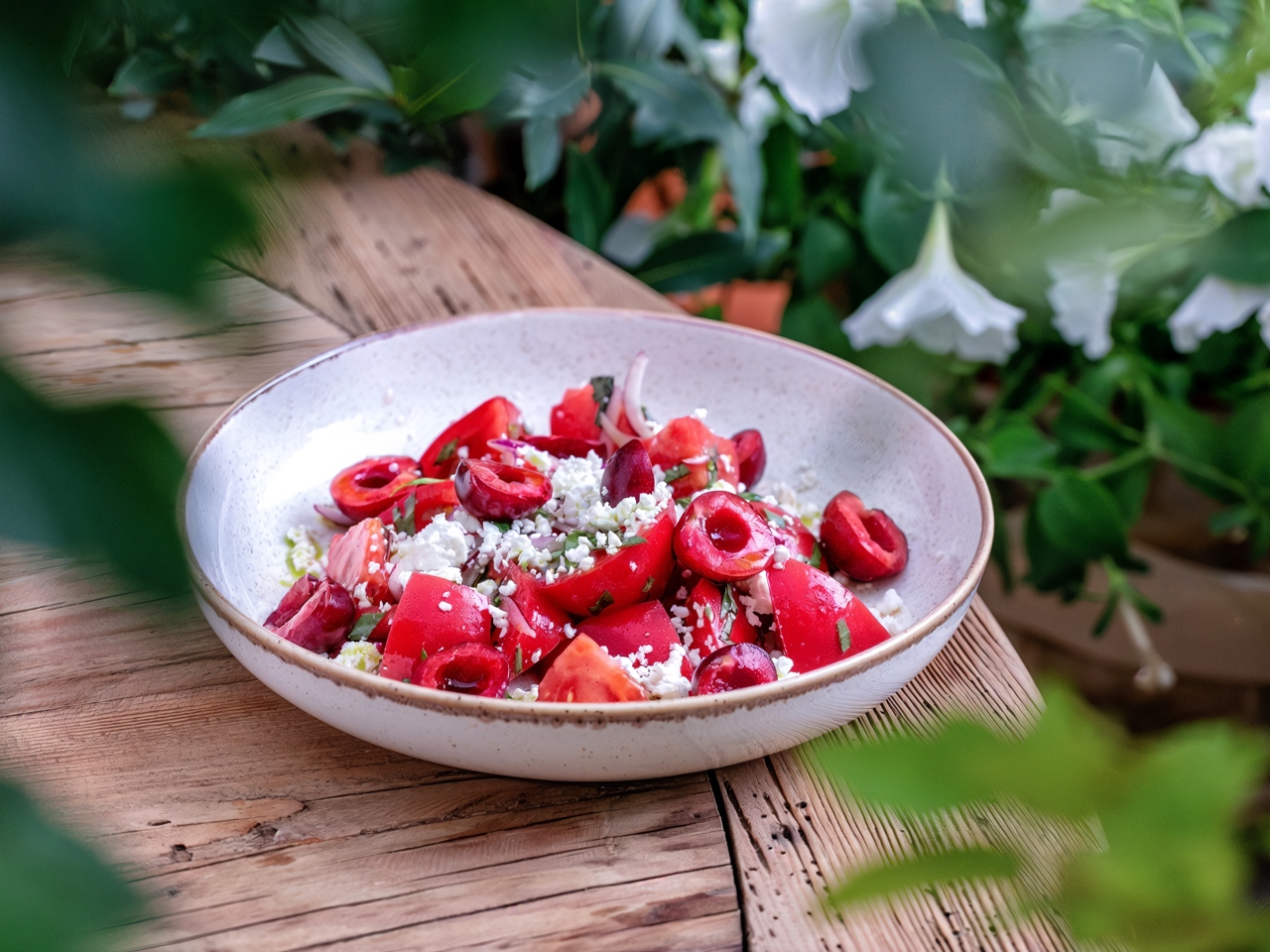 Salad with Tomatoes, Cottage Cheese, and Cherries