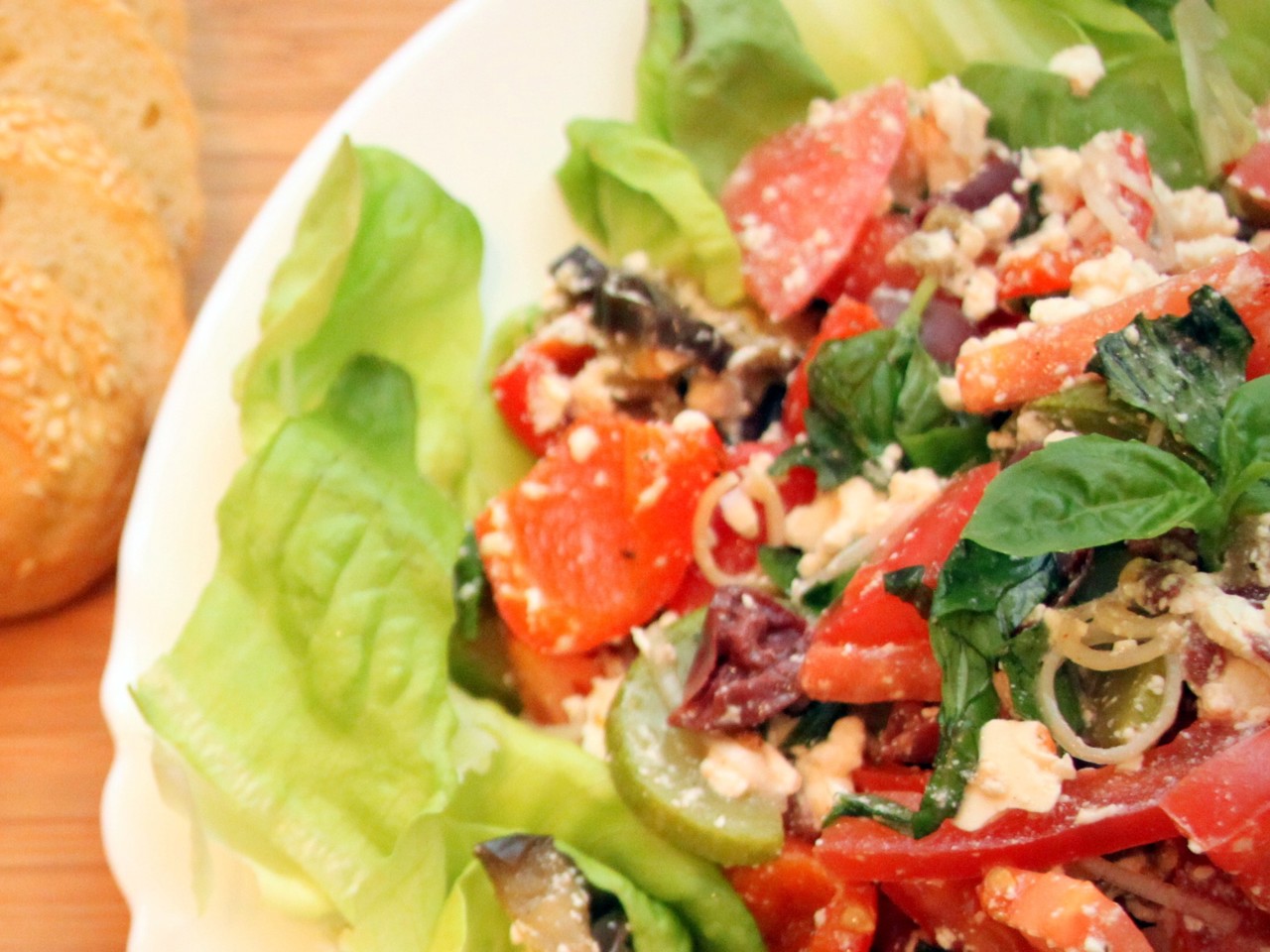 Salad with Roasted and Fresh Vegetables and Feta