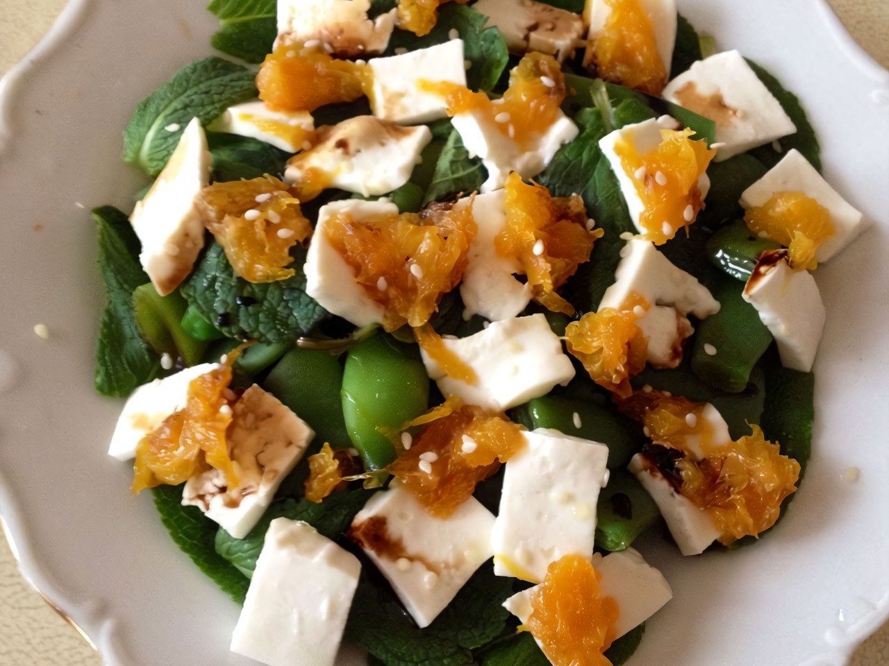 Salad with Green Beans, Oranges, and Cheese