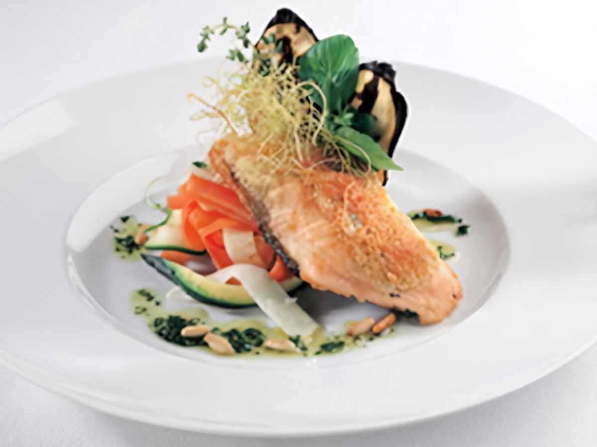 Baked Salmon with Cheese and Basil Pine Nut Sauce