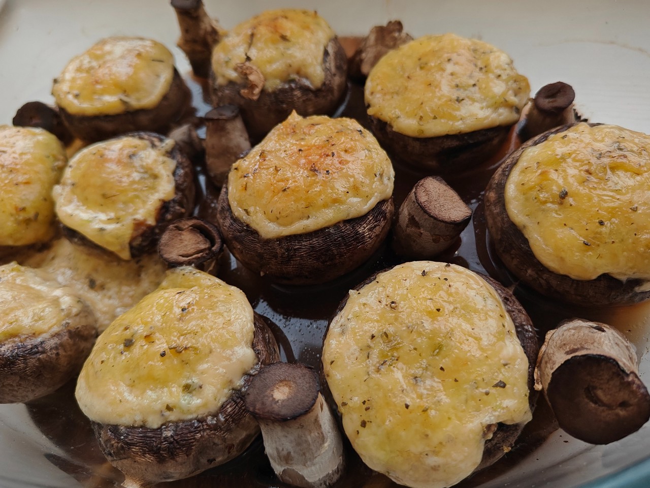 Mushrooms with Cheese in the Oven