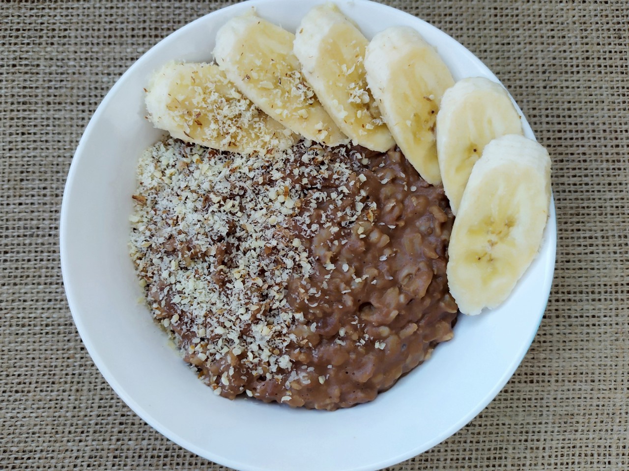 Chocolate Oatmeal with Banana and Almonds