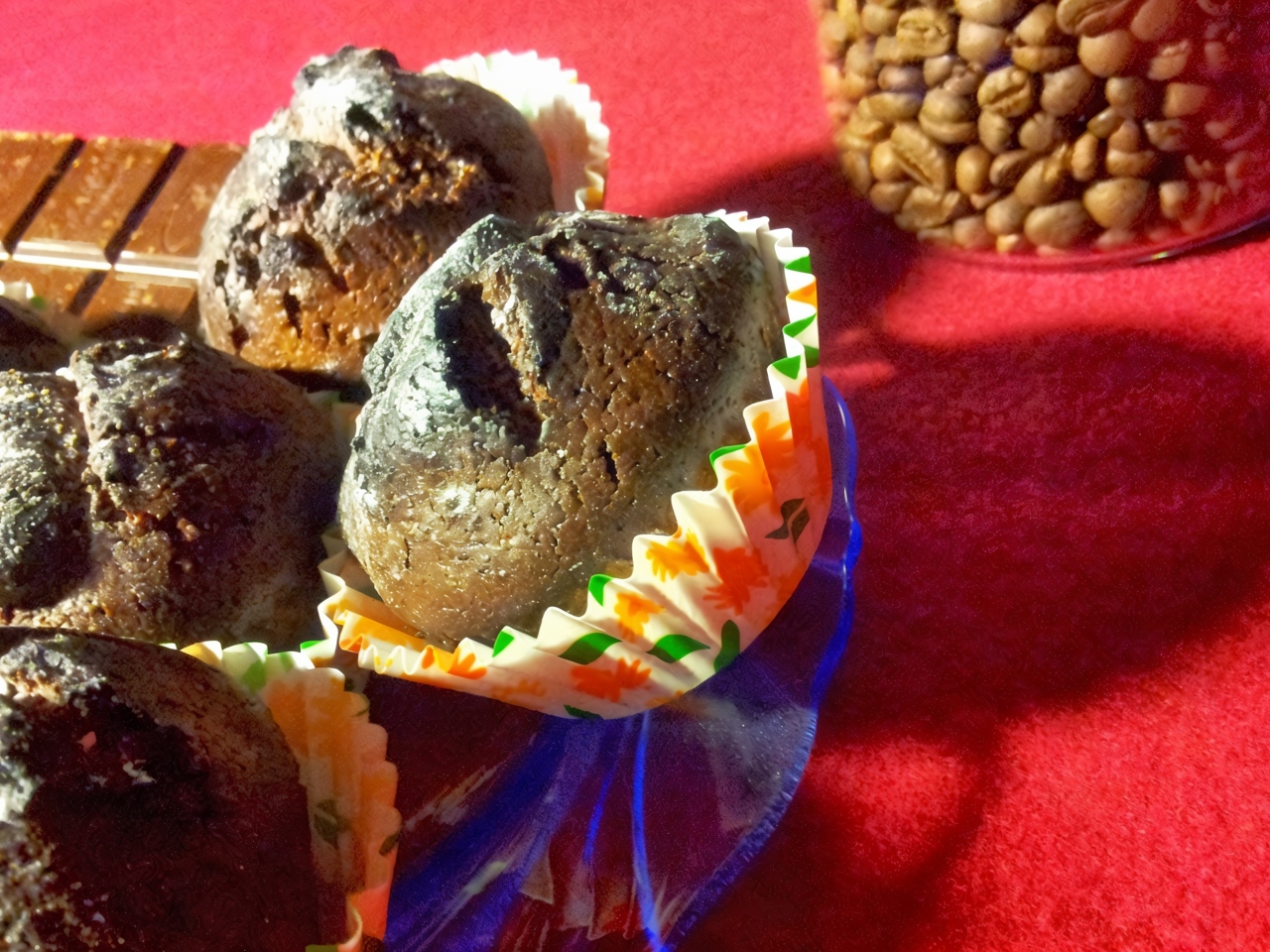 Chocolate Muffins with Walnuts
