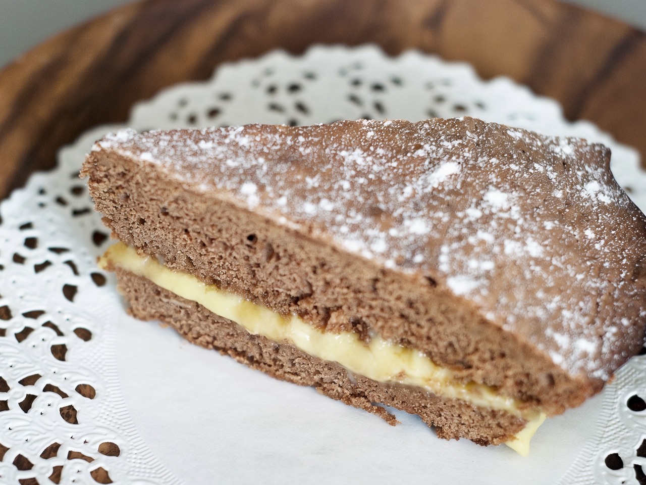 Chocolate Cake with Banana Cream