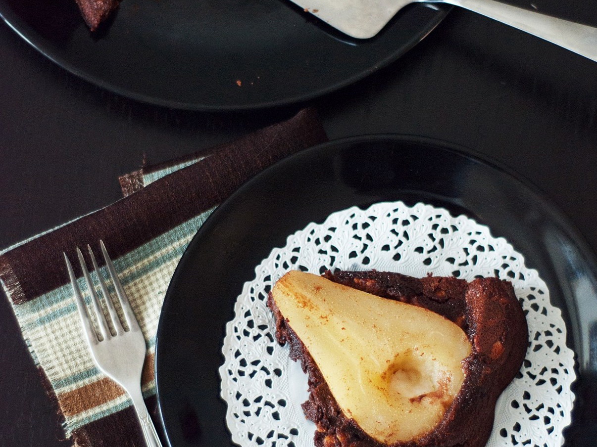 Flourless Chocolate Pear Cake