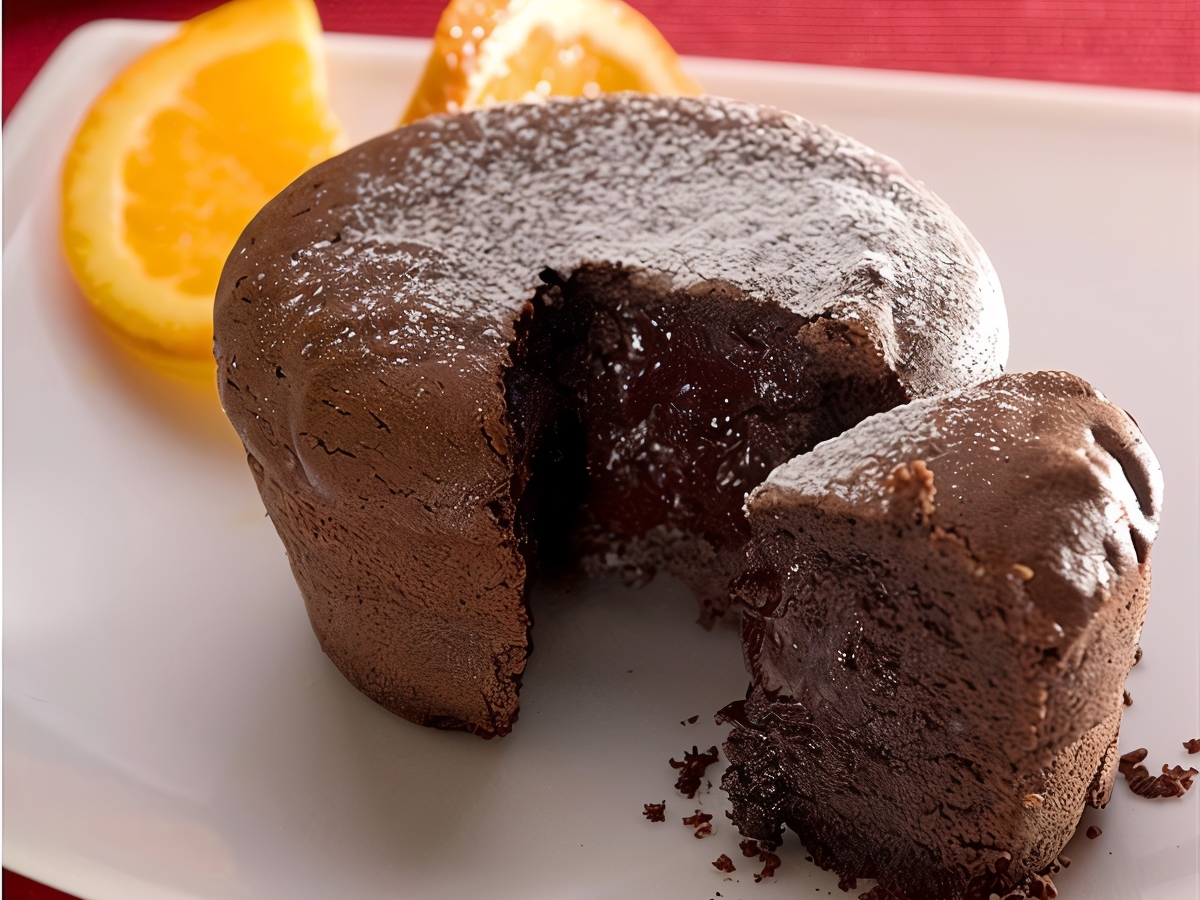 Chocolate Cake with a Liquid Center