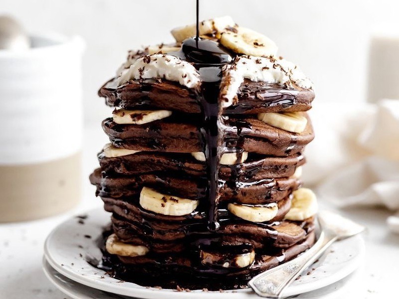 Chocolate Banana Pancakes with Milk