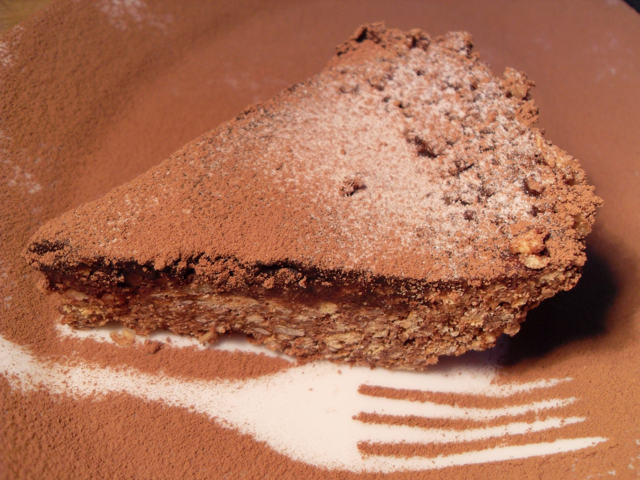 No-Bake Chocolate Nut Cake