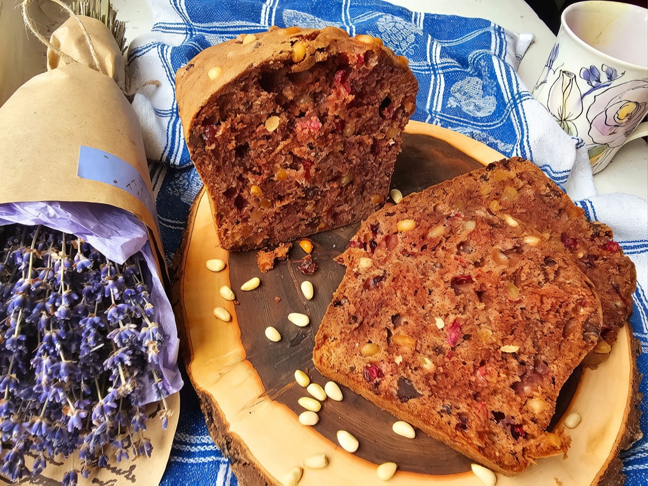 Chocolate Cake with Pine Nuts