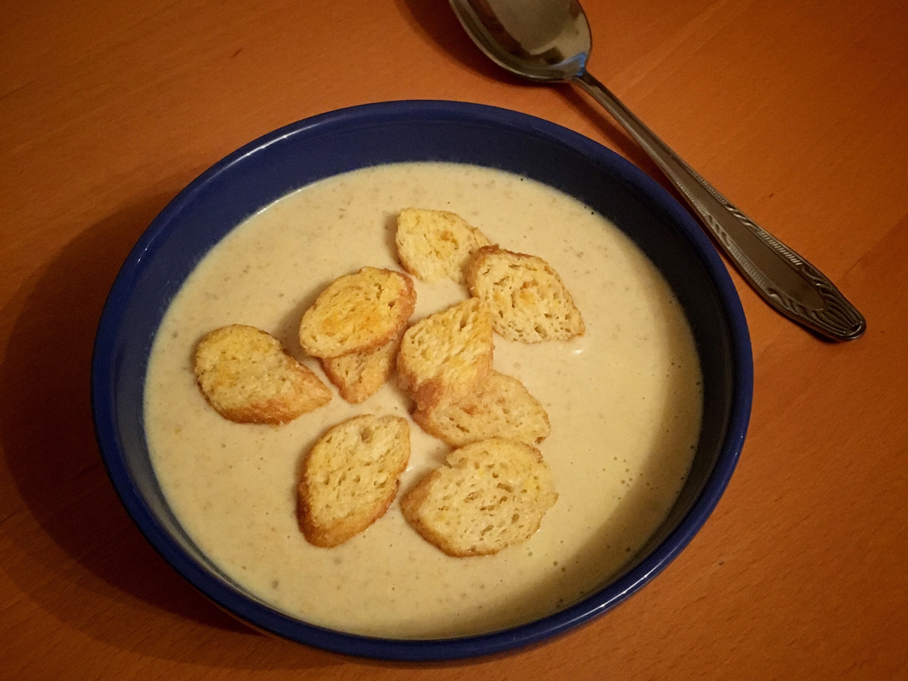 French-Style Cheese Soup with Chicken and Mushrooms