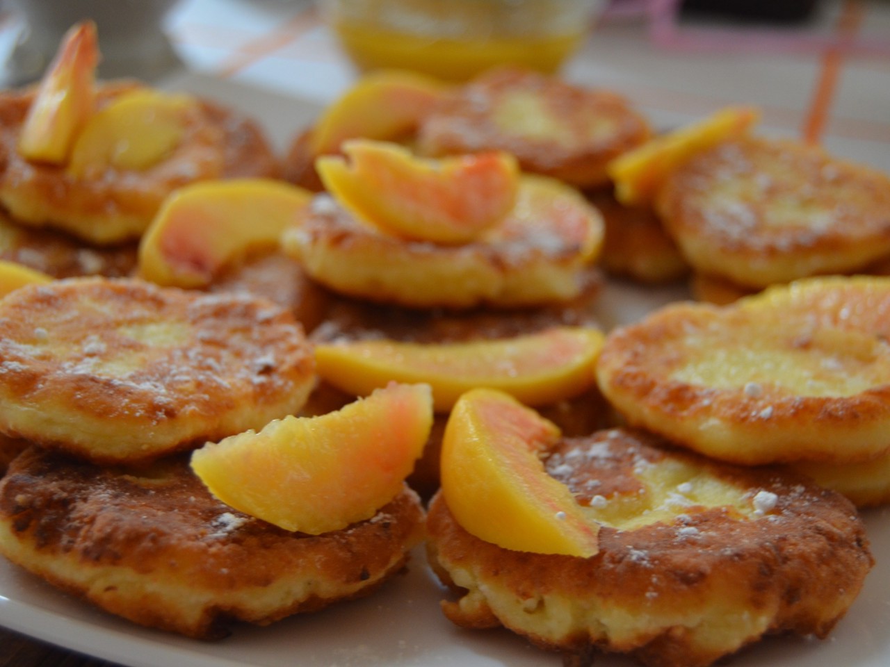 Cheese Pancakes with Peaches