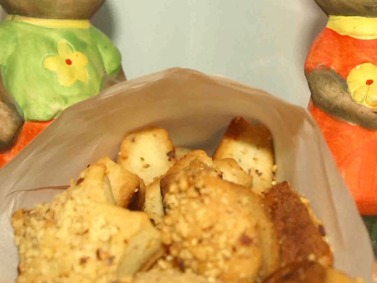 Cheese Cookies with Almonds