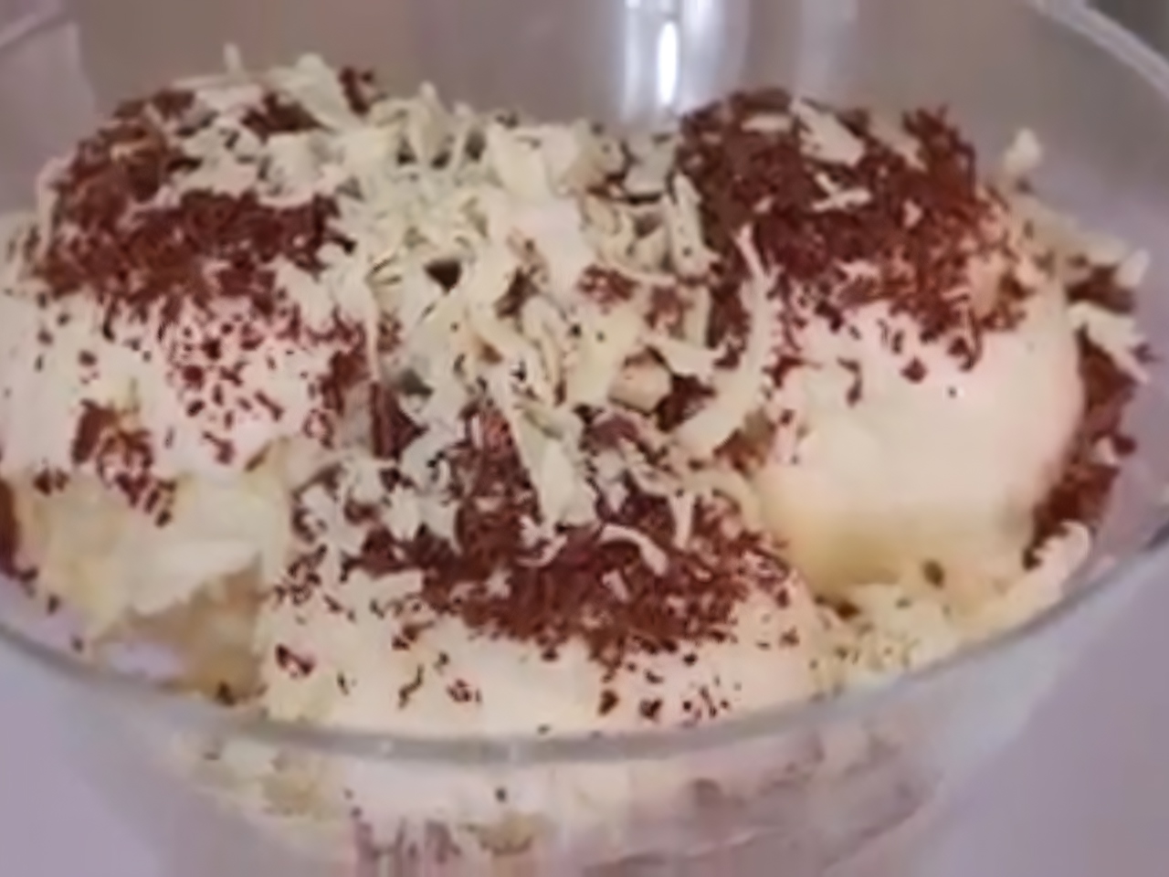 Creamy Vanilla Ice Cream with White and Dark Chocolate