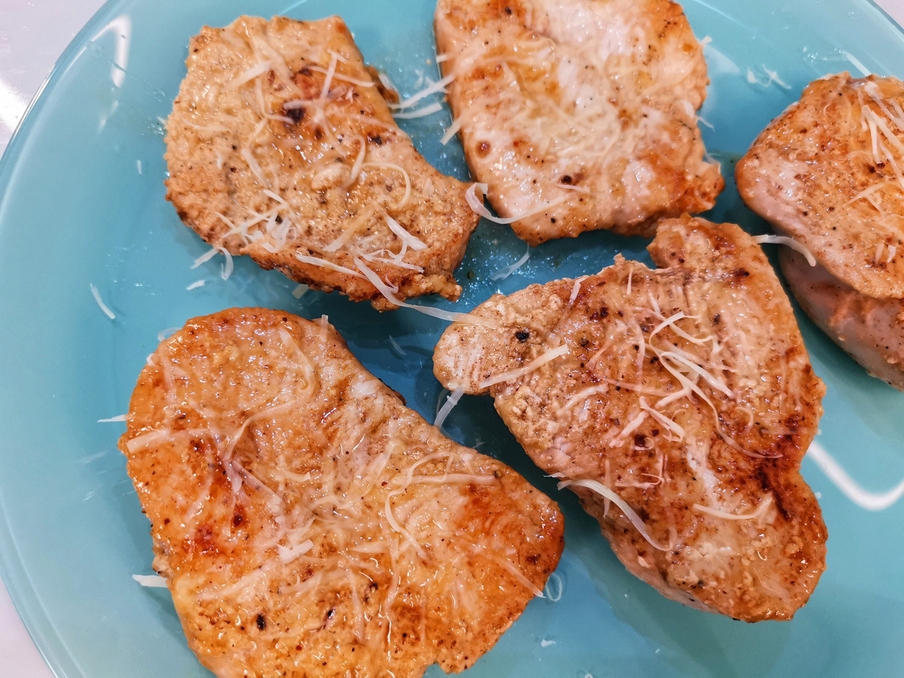 Creamy Turkey Steaks with Cheese