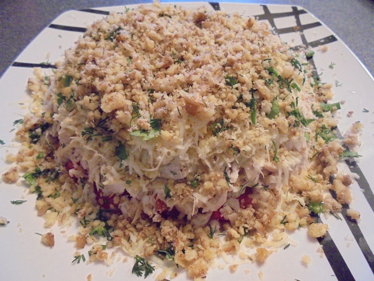 Layered Salad with Chicken Breast and Tomatoes