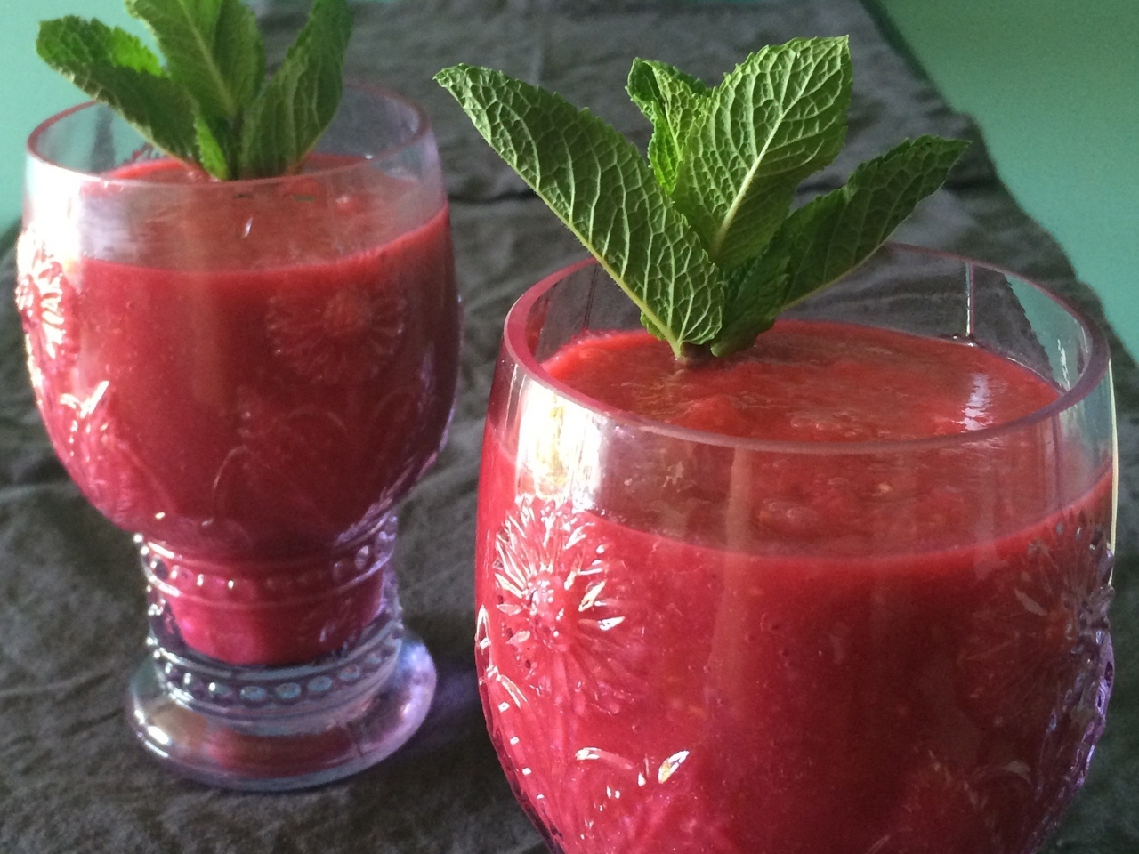 Pineapple Raspberry Smoothie