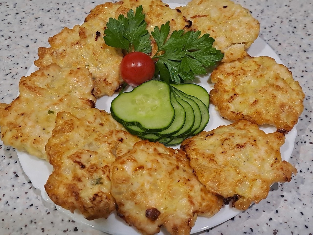 Juicy Chopped Chicken Cutlets