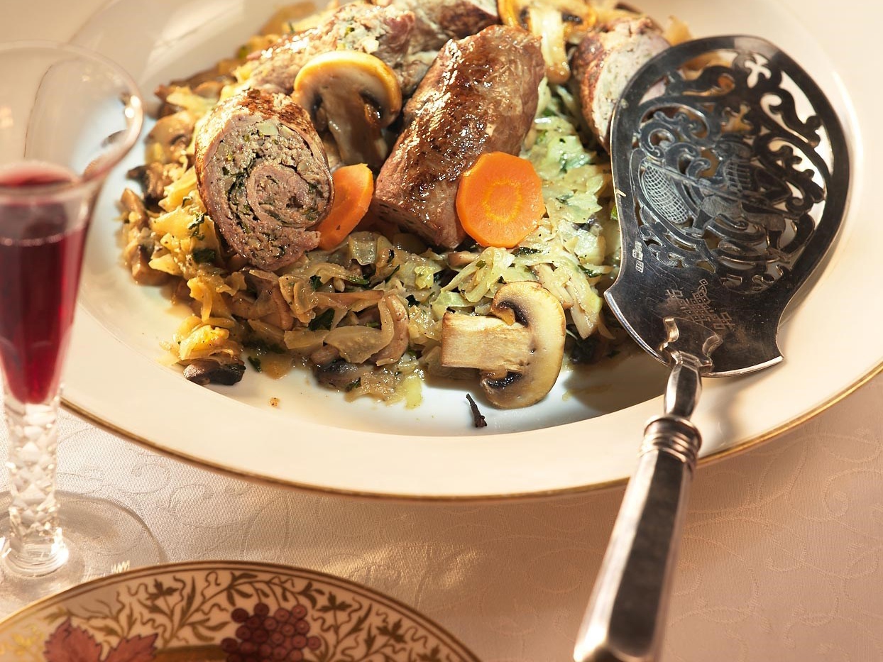Beef Slice Sausages with Cabbage Flemish Style