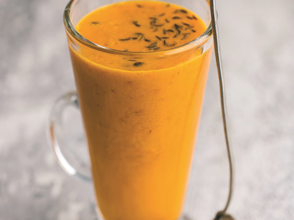 Warming Ginger Drink with Raspberries or Sea Buckthorn