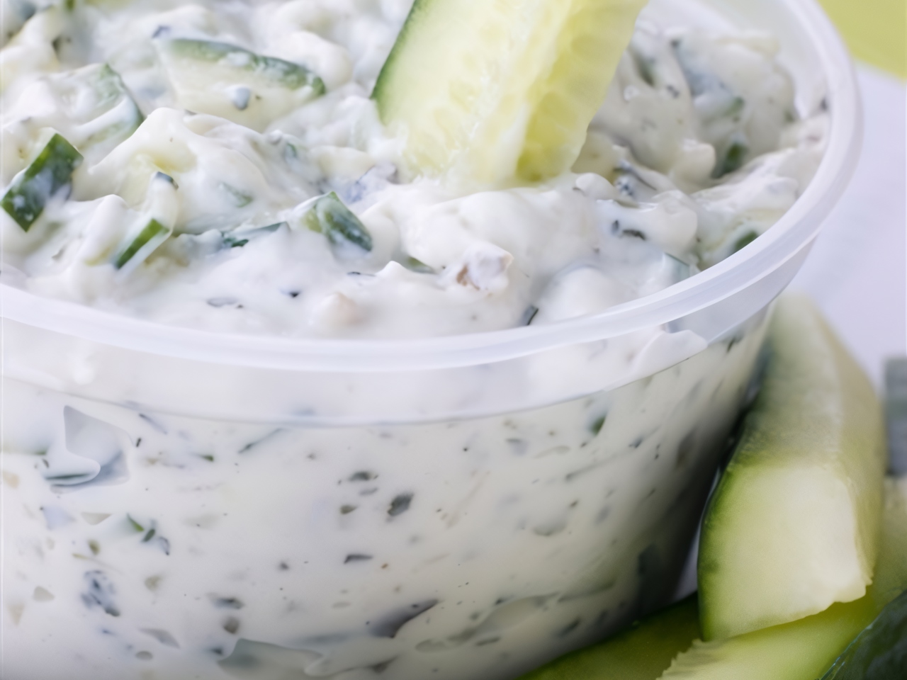 Tzatziki Sauce with Wine Vinegar