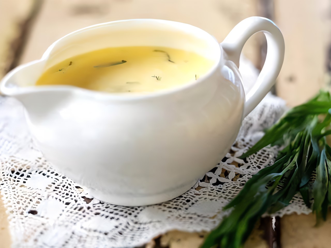 Velouté Sauce with Tarragon for Grilled White Meat and Fish