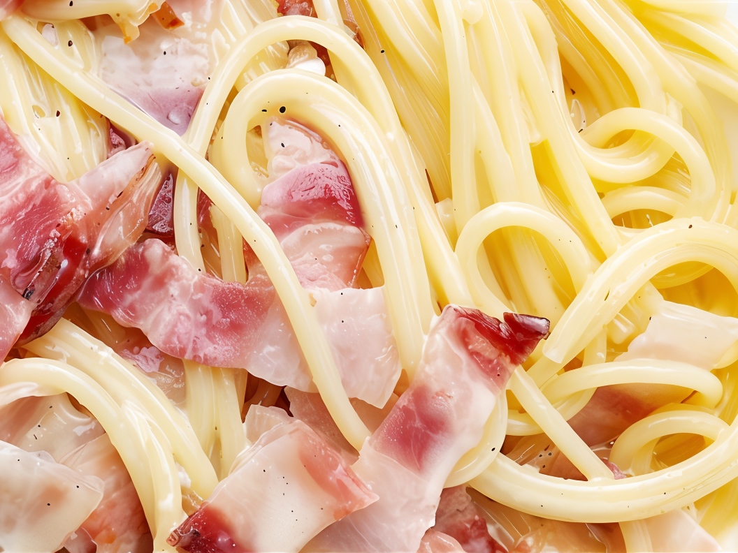 Spaghetti Carbonara with Smoked Pork