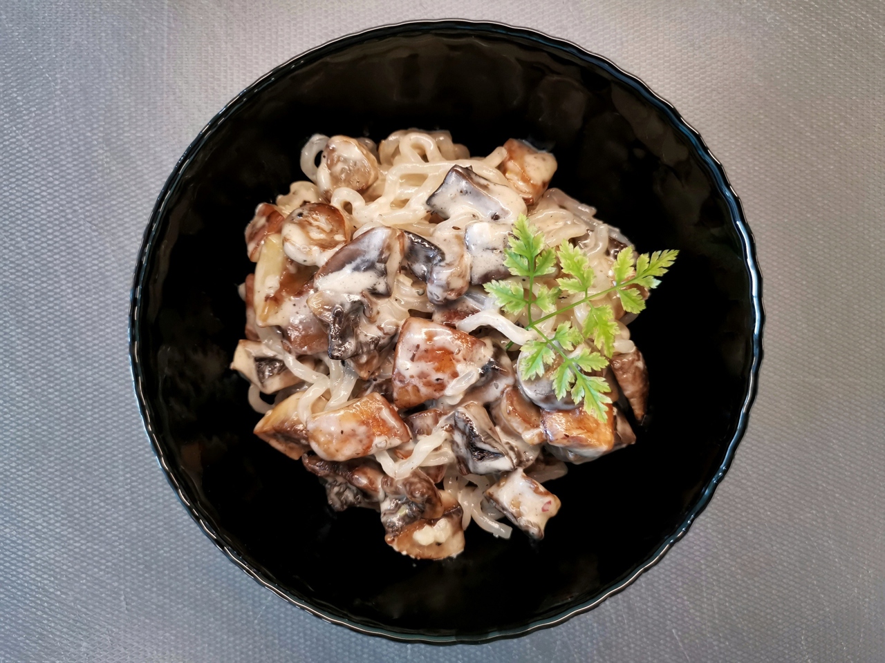 Shirataki Spaghetti with Mushrooms