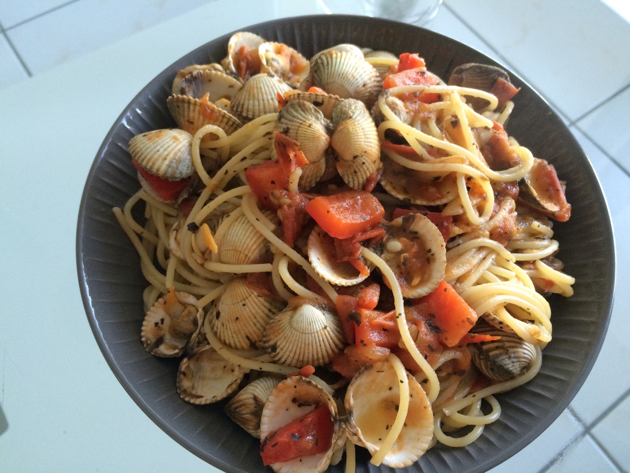 Spaghetti Vongole in Wine