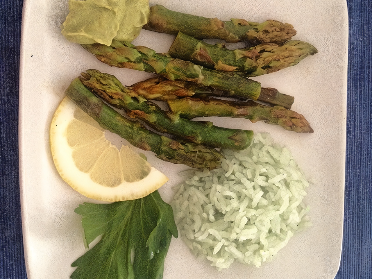 Asparagus with Butter and Lemon Juice
