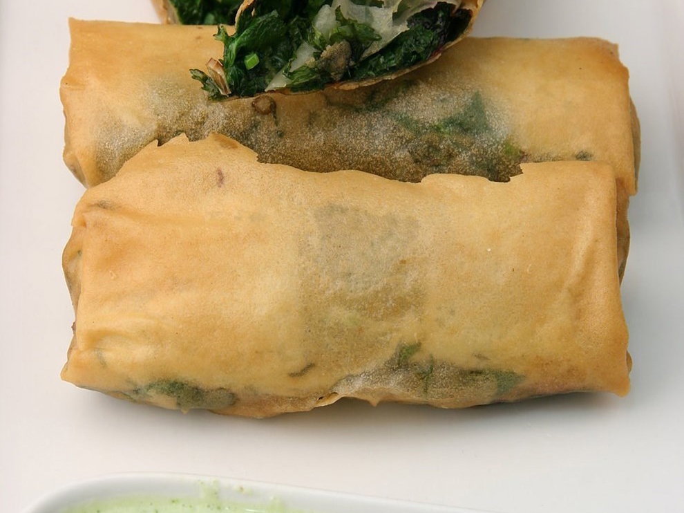 Spring Roll with Spicy Herbs and Yogurt Sauce