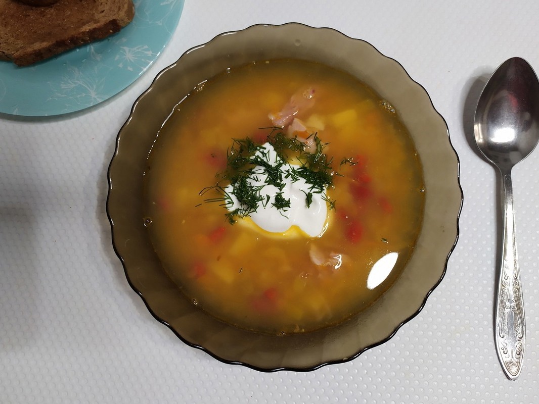 Pea Soup with Smoked Meats and Bell Peppers