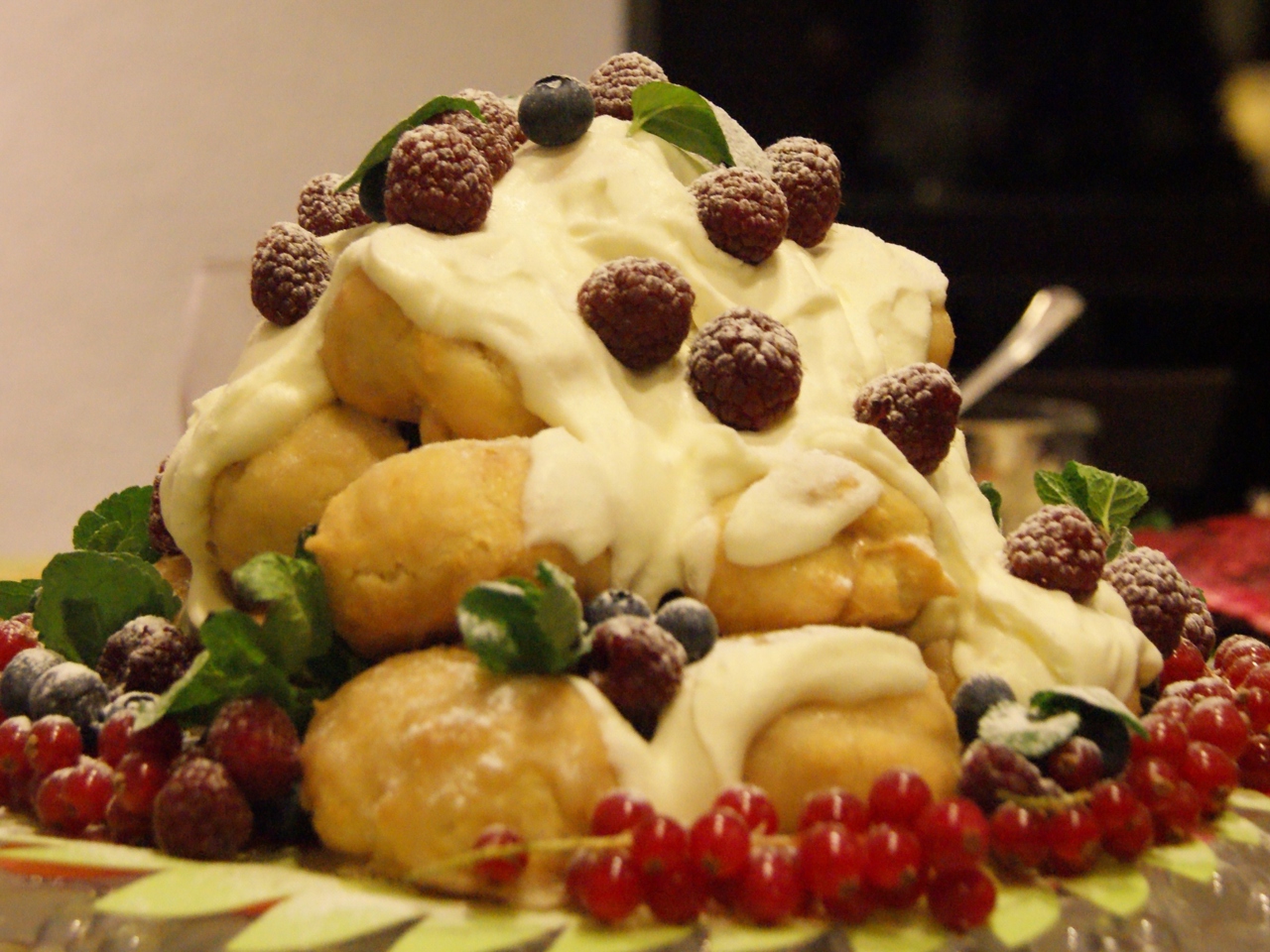 Wedding French Cake (Croquembuche)