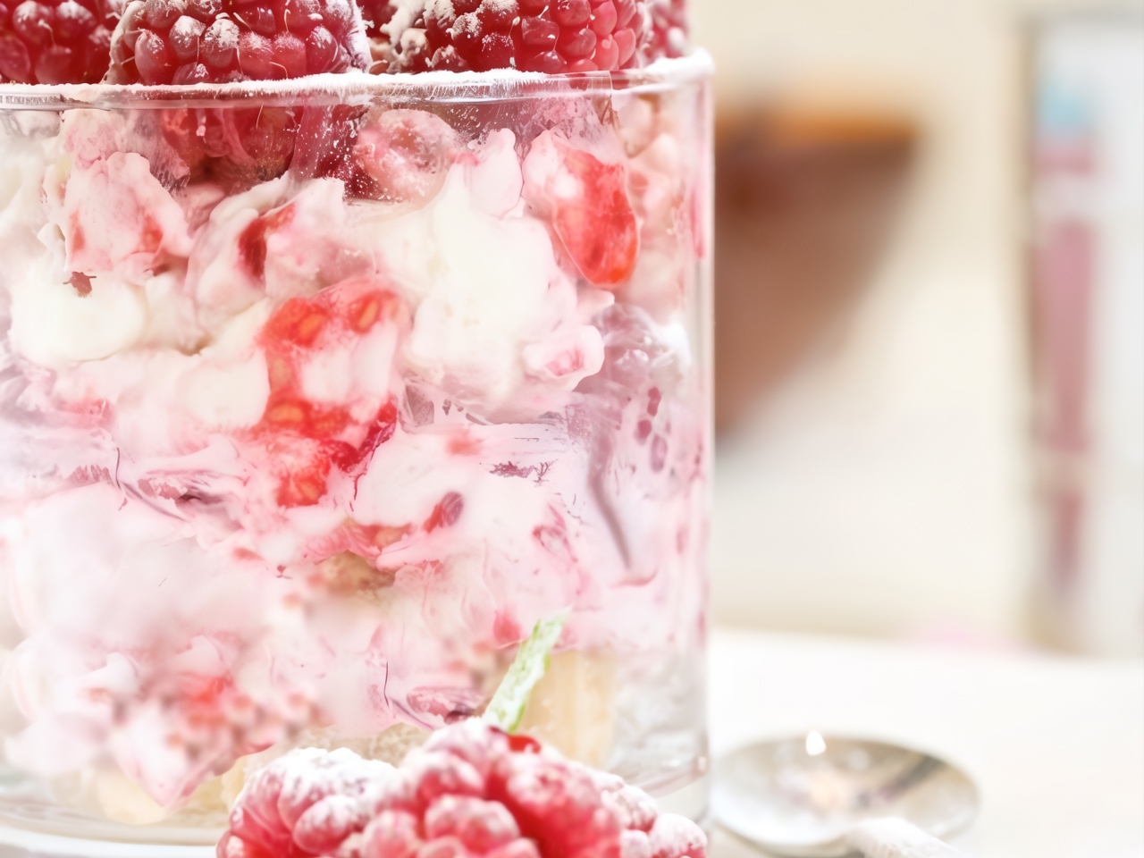 Fresh Berries with Mascarpone and Meringues