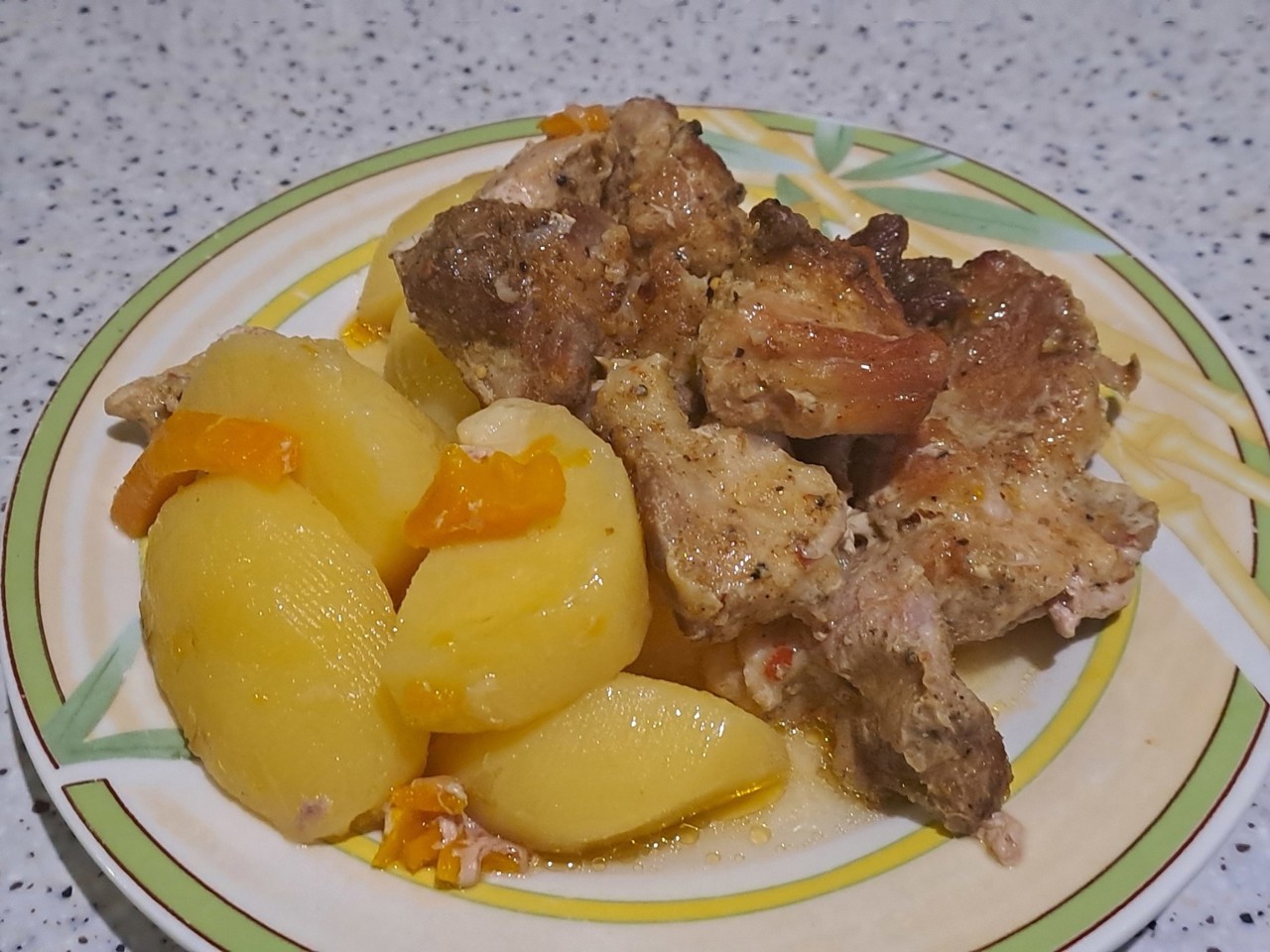Pork Shoulder with Young Potatoes, Baked in a Sleeve