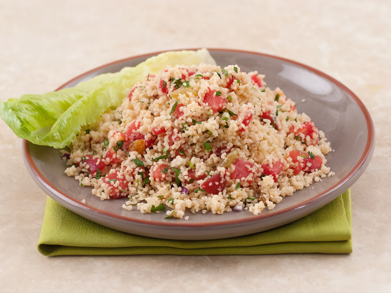 Tabbouleh with Raisins and Mint