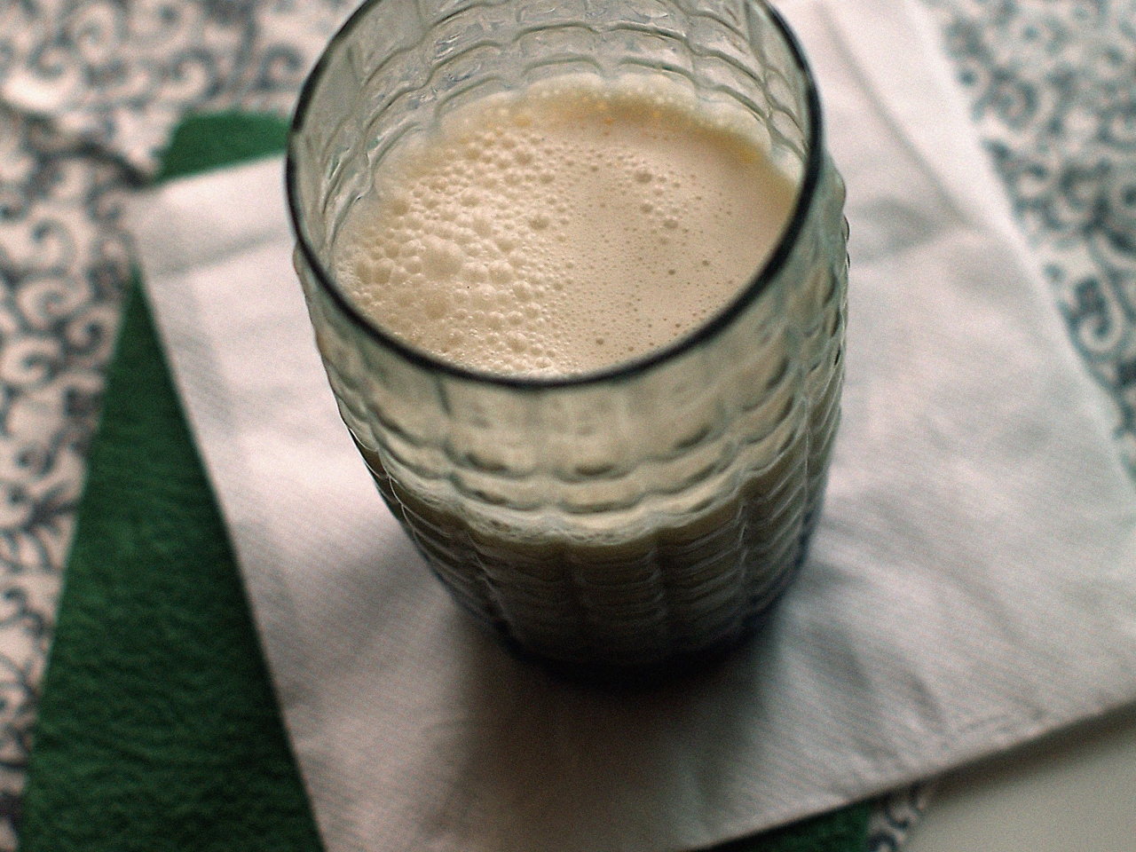 Warm Milkshake with Coconut and Cardamom