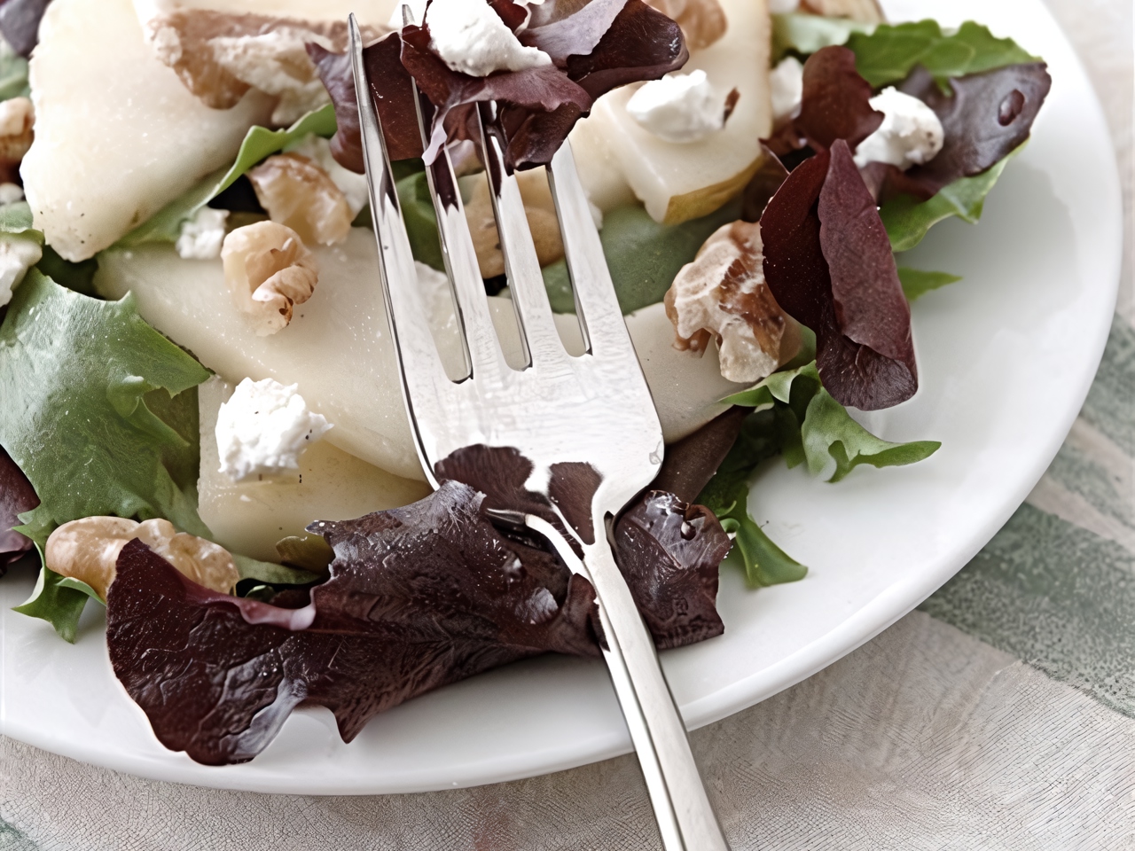 Warm Pear and Walnut Salad with Croutons and Roquefort Dressing