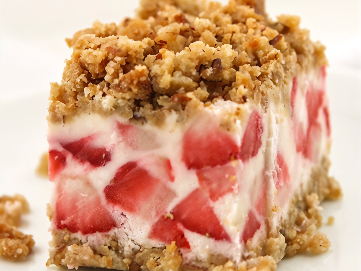 Terrine of Creamy Ice Cream and Strawberries