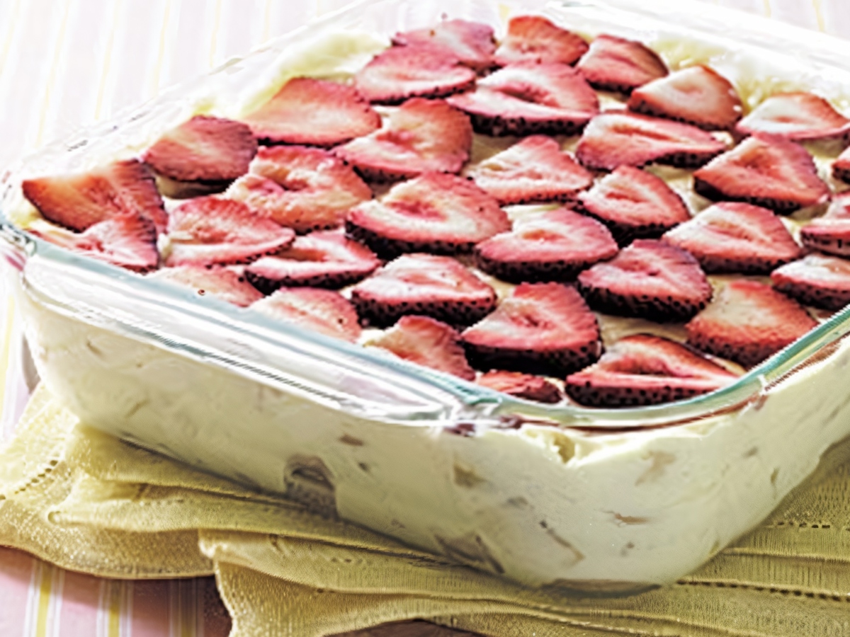 Strawberry Tiramisu